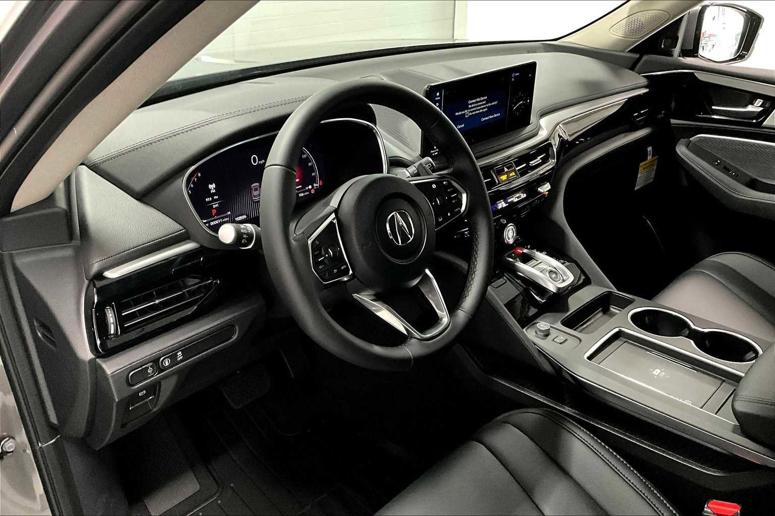 New 2025 Acura MDX SH-AWD image 2