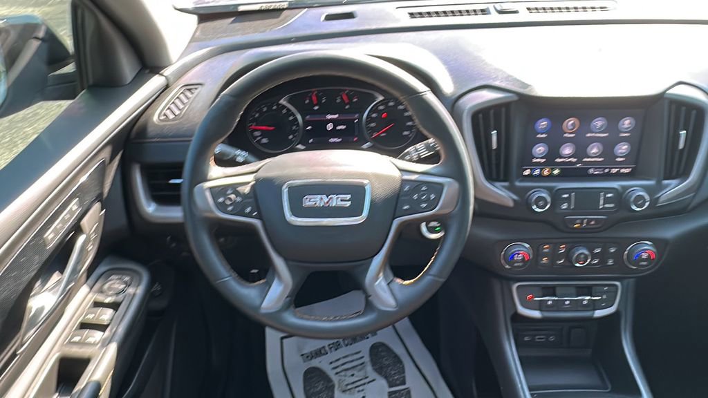 Used 2024 GMC Terrain AT4 image 16