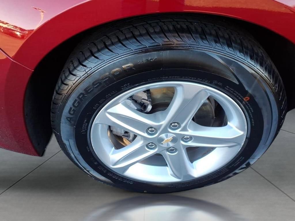 Used 2024 Chevrolet Malibu LT image 9