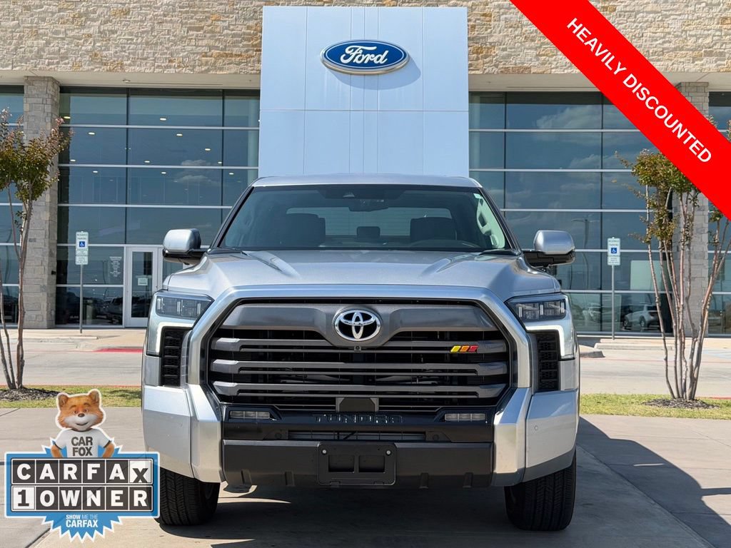Used 2024 Toyota Tundra Limited AWD/4WD image 2