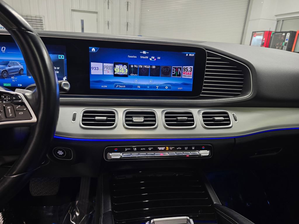 Used 2024 Mercedes-Benz GLE 450e 4MATIC image 22