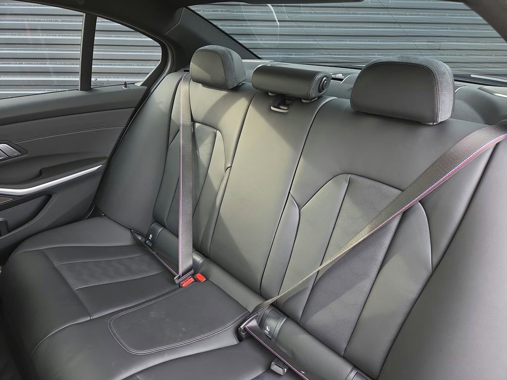 Used 2026 BMW M3 Competition image 16