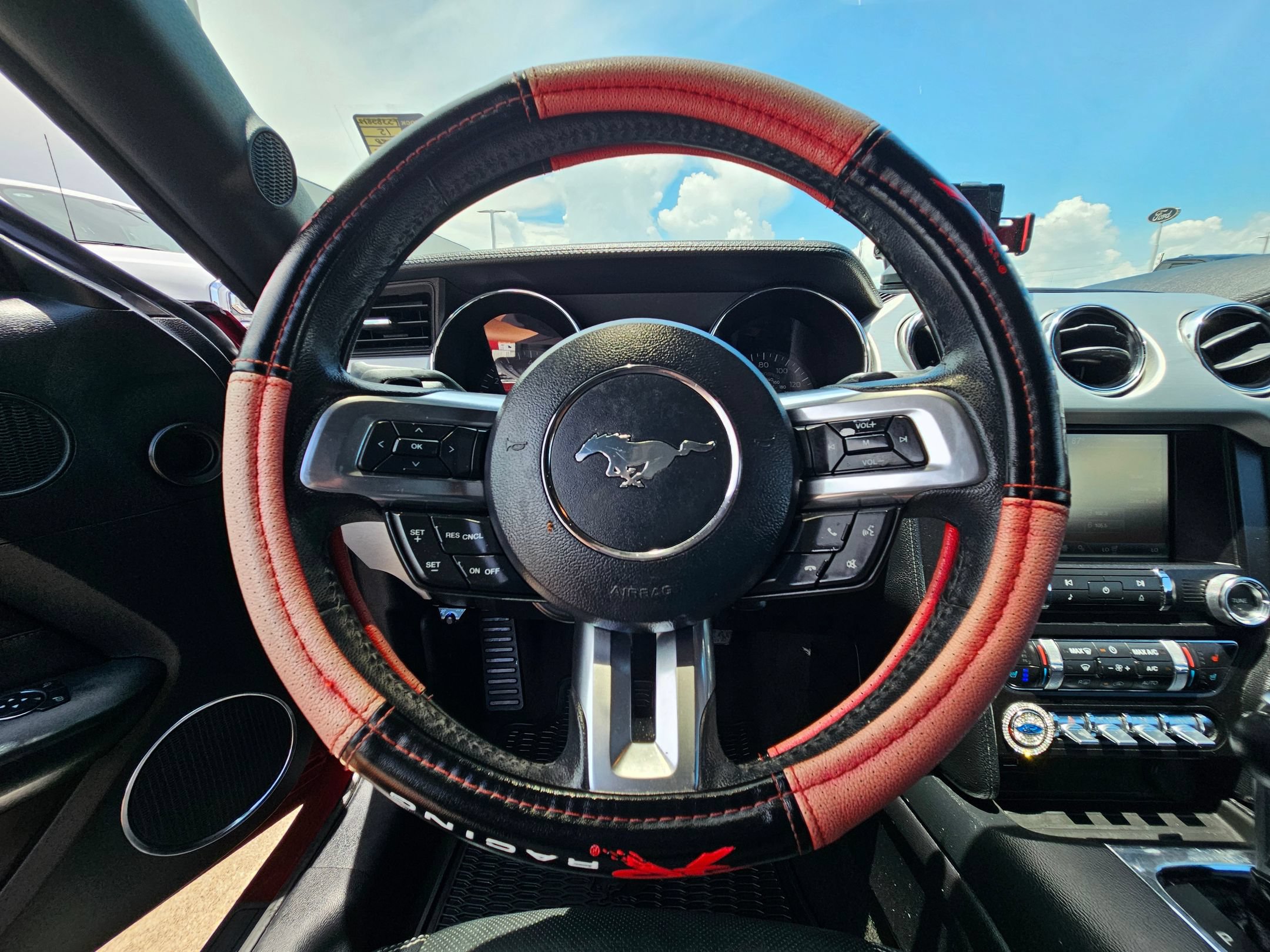 Used 2015 Ford Mustang GT Premium RWD image 16