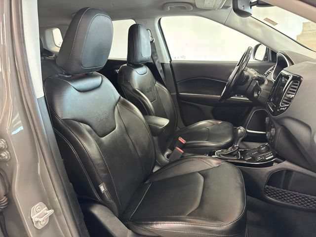 Used 2020 Jeep Compass Limited AWD/4WD image 23