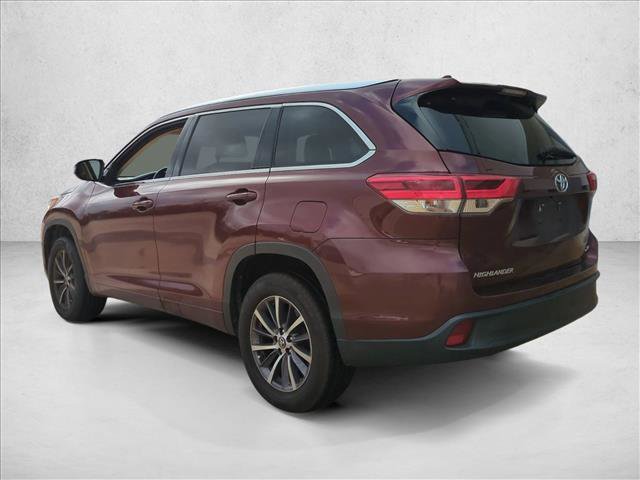 Used 2017 Toyota Highlander XLE image 7