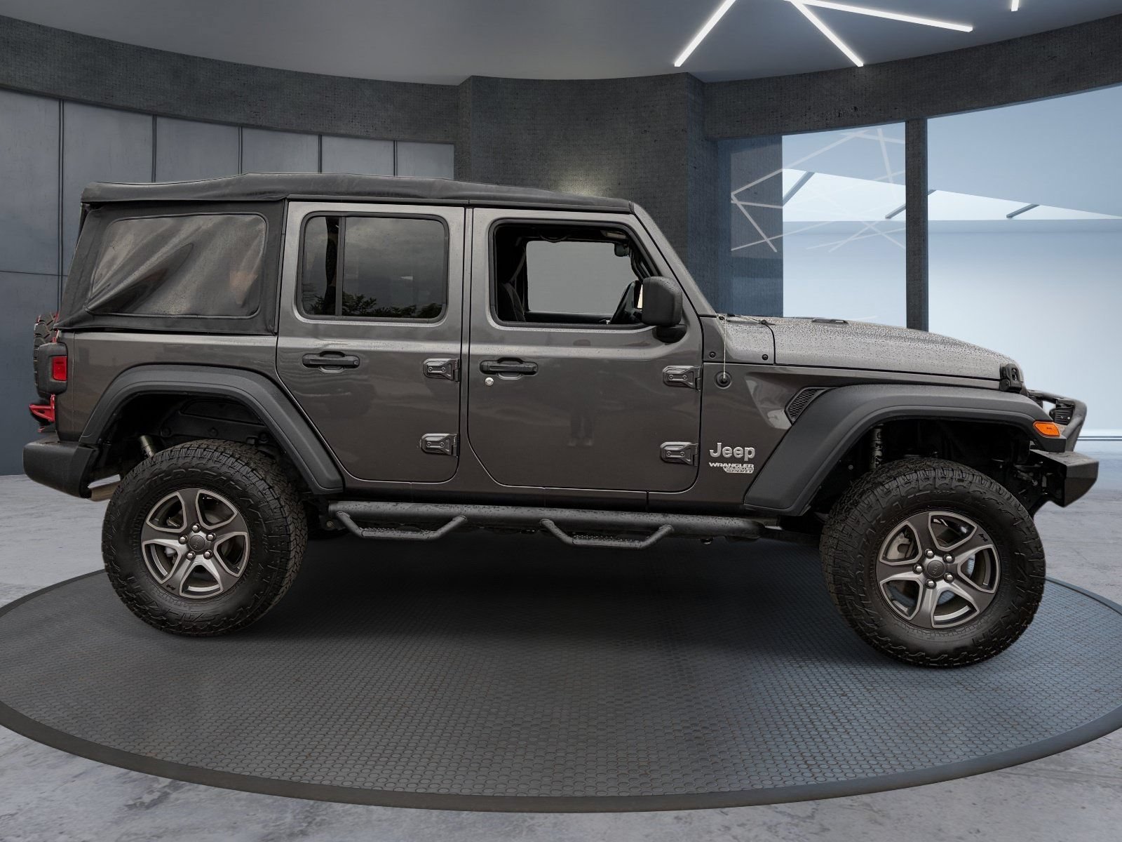 Used 2018 Jeep Wrangler Unlimited Sport S AWD/4WD image 7