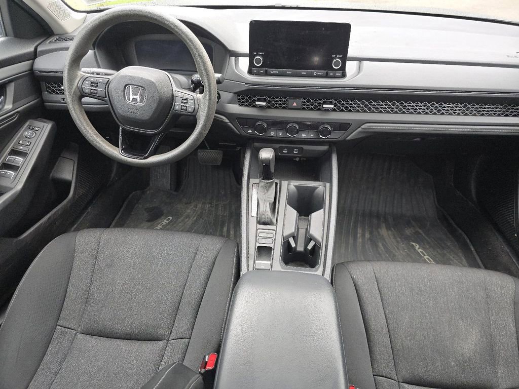 Used 2023 Honda Accord EX image 18