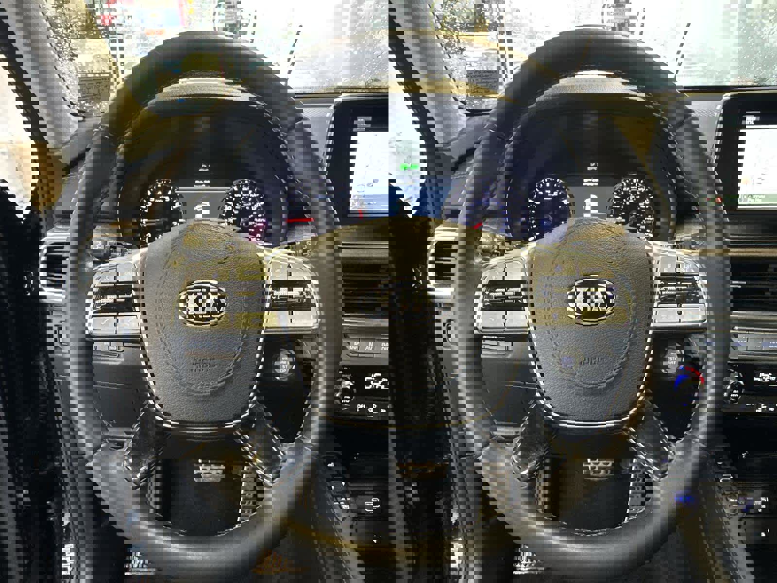 Used 2021 Kia Telluride SX w/ SX Prestige Package image 19