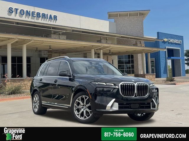 Used 2025 BMW X7 xDrive40i w/ Premium Package AWD/4WD image 1