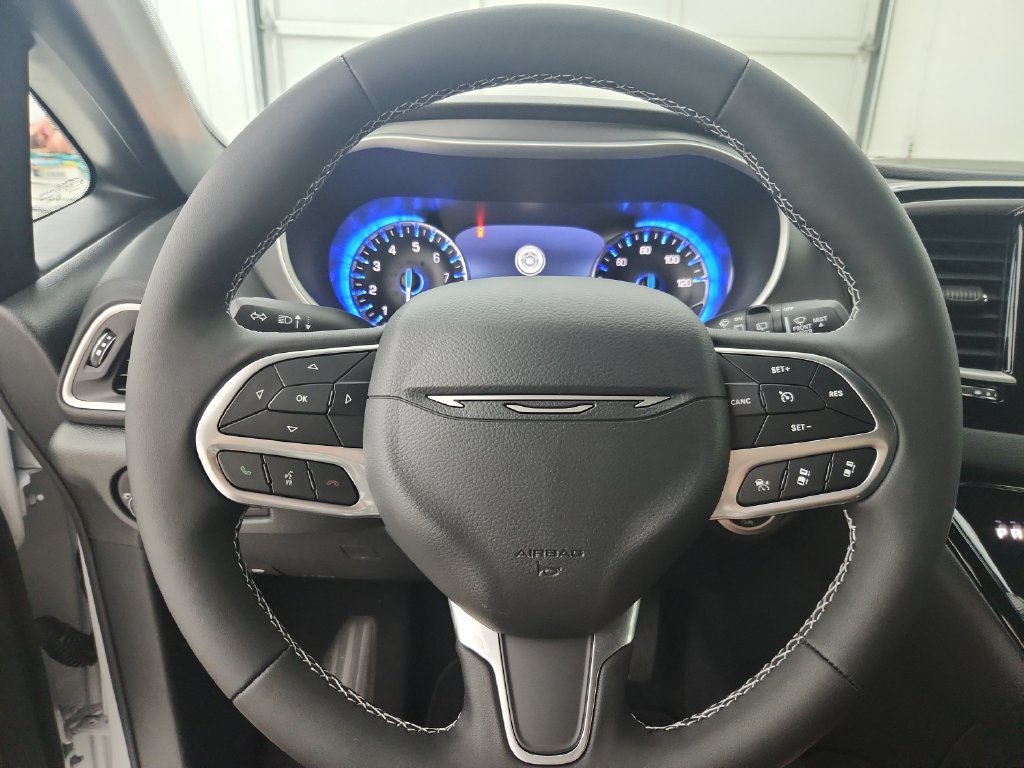 New 2027 Chrysler Pacifica LX FWD image 21