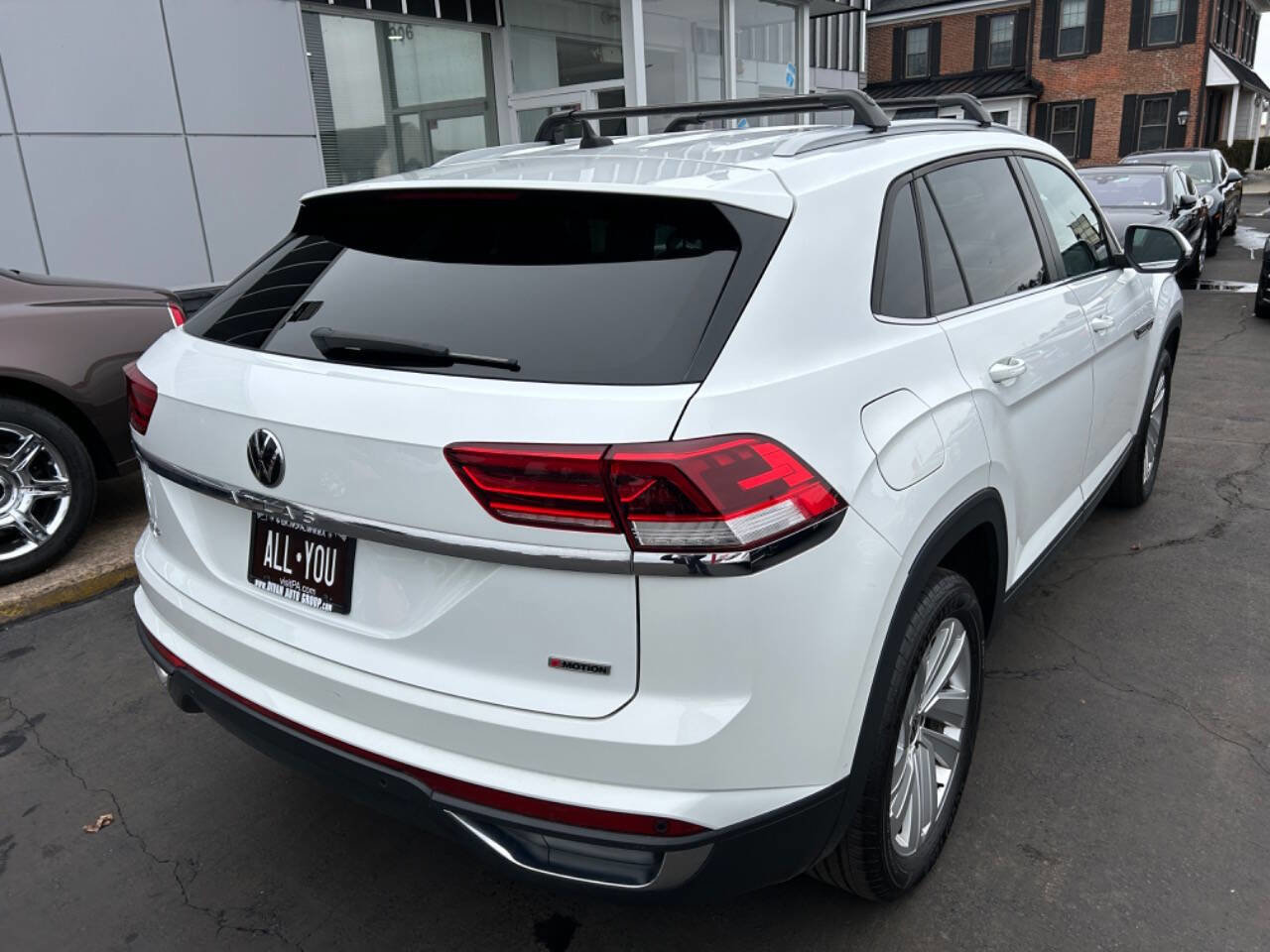 Used 2020 Volkswagen Atlas Cross Sport SE image 14