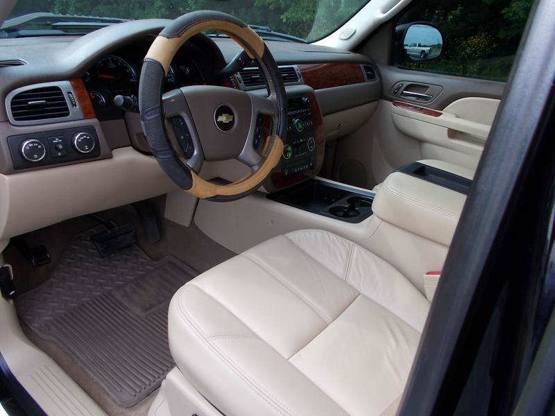 Used 2012 Chevrolet Silverado 1500 LTZ w/ LTZ Plus Package AWD/4WD image 28