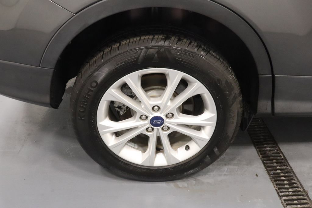Used 2018 Ford Escape SE AWD/4WD image 29