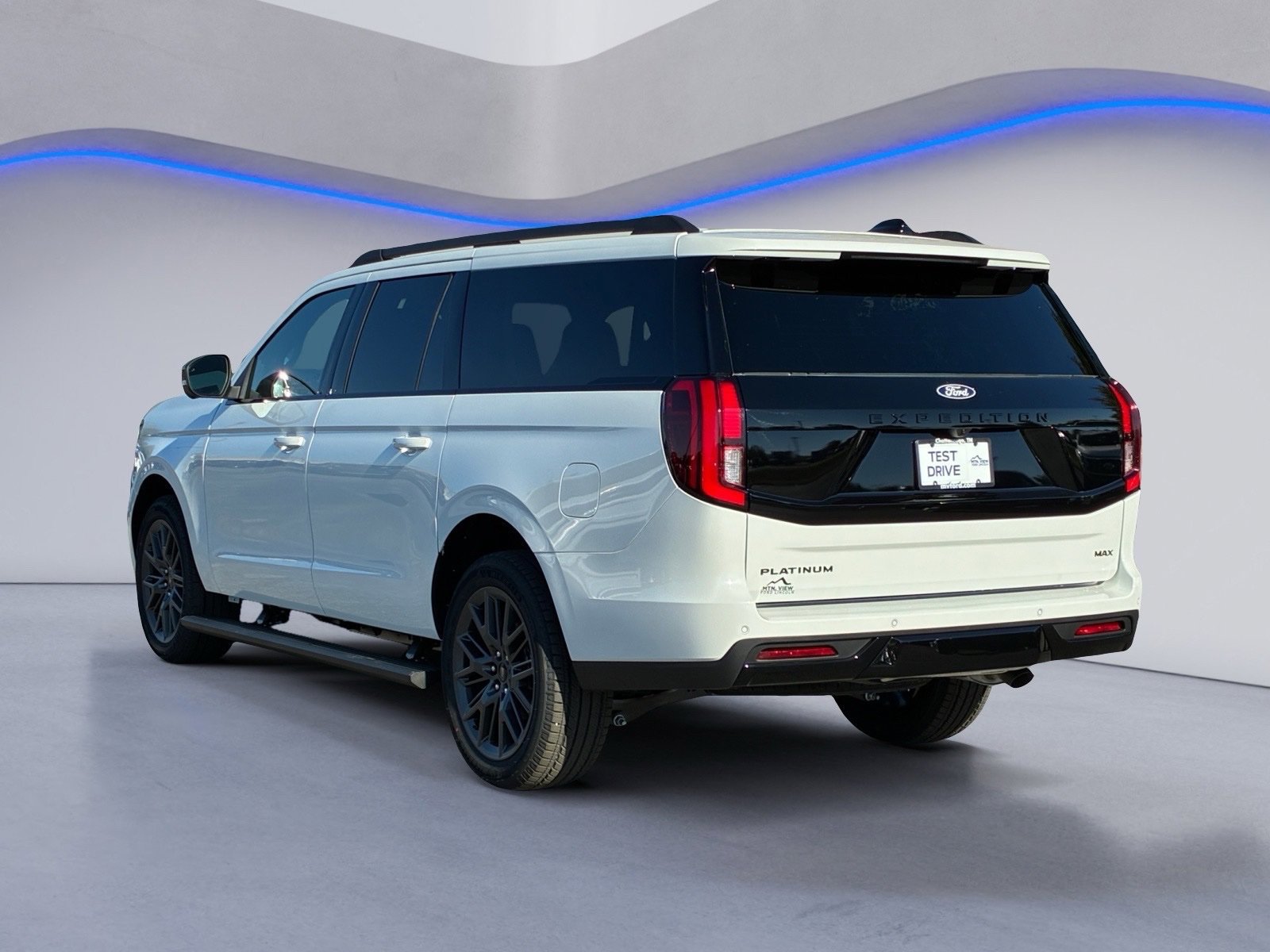 New 2027 Ford Expedition Max Platinum w/ Stealth Appearance Package AWD/4WD image 3