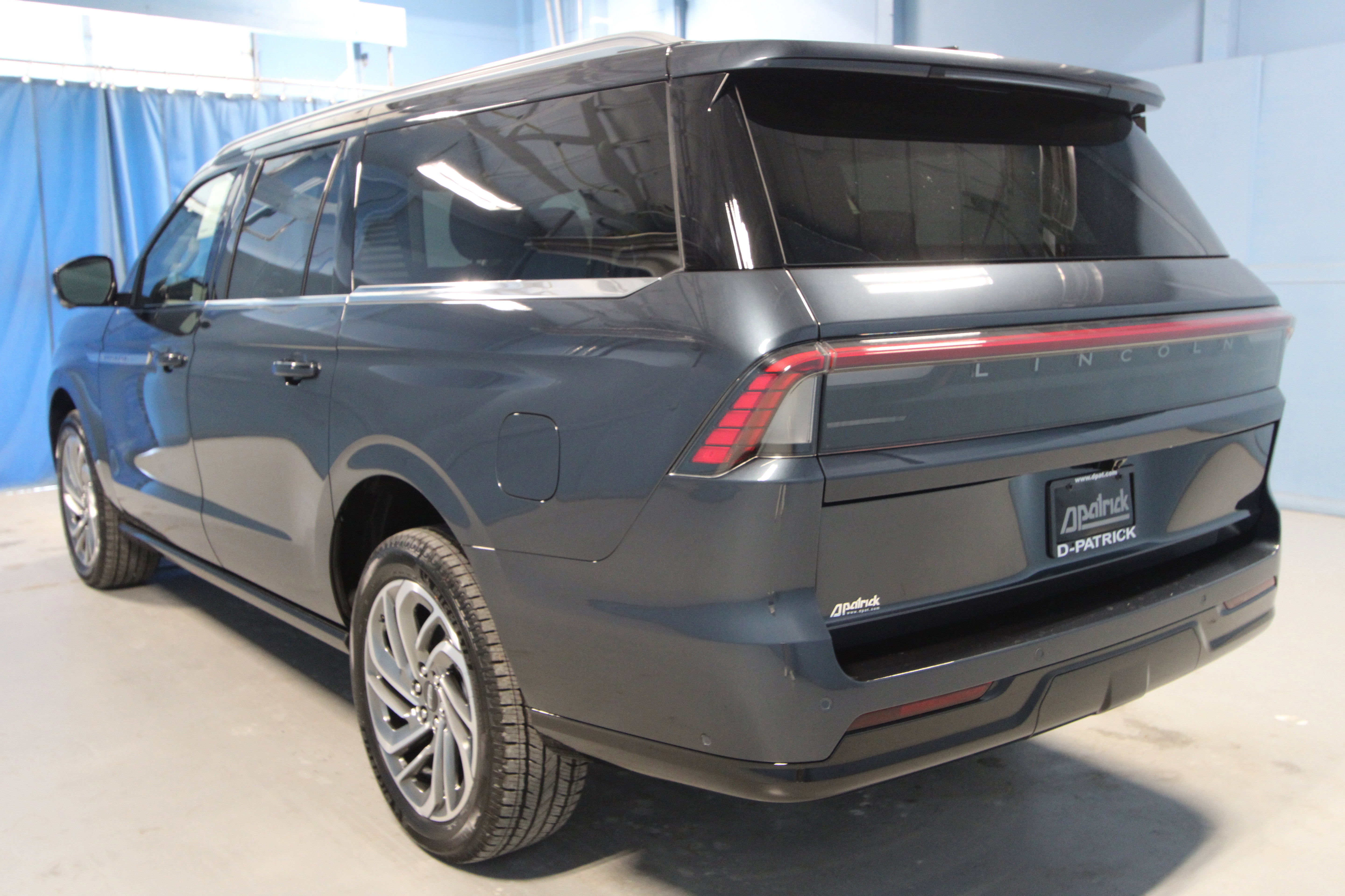 New 2025 Lincoln Navigator L Reserve image 35