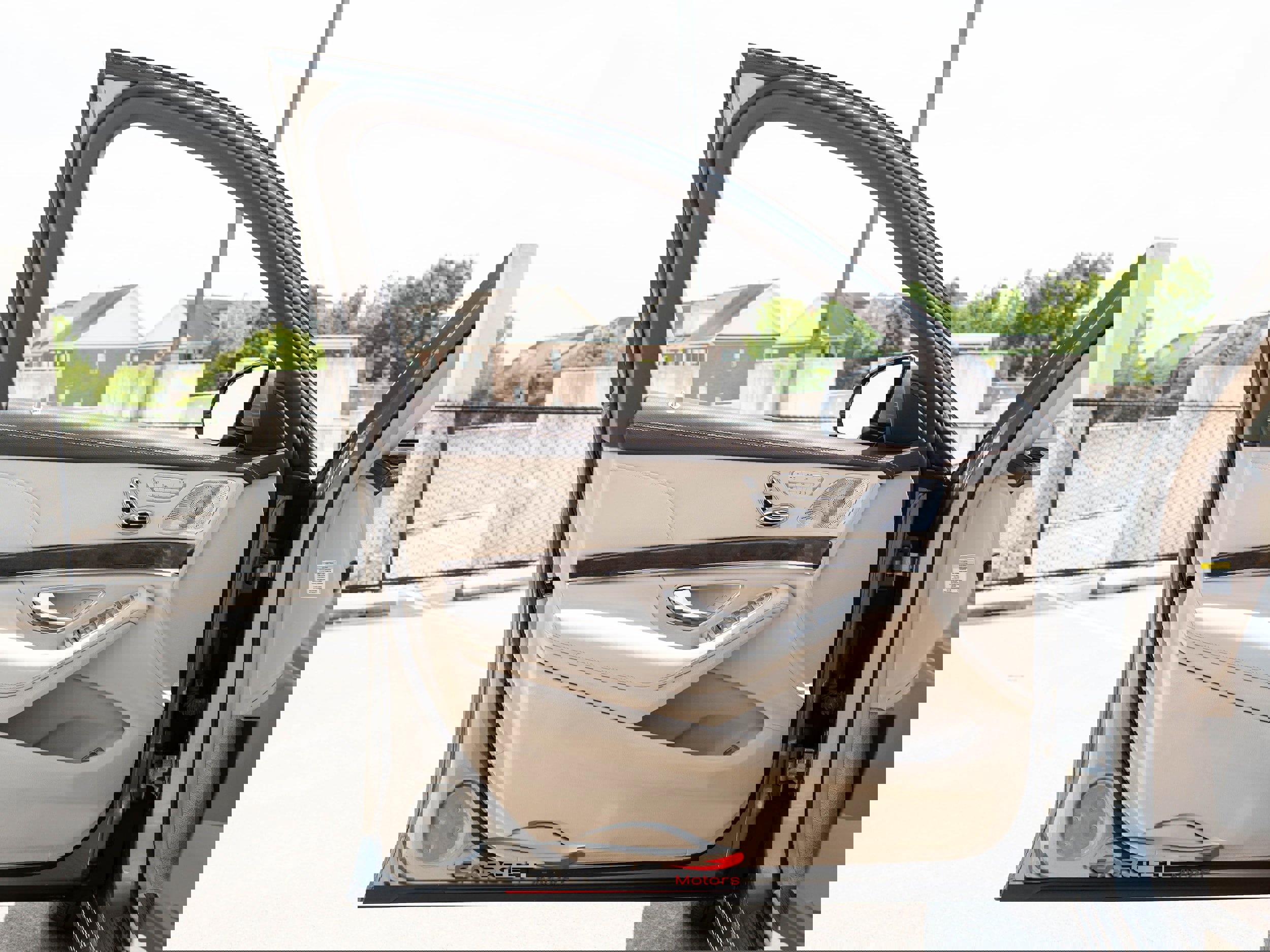 Used 2014 Mercedes-Benz S 550 Sedan w/ Premium 1 Package image 42