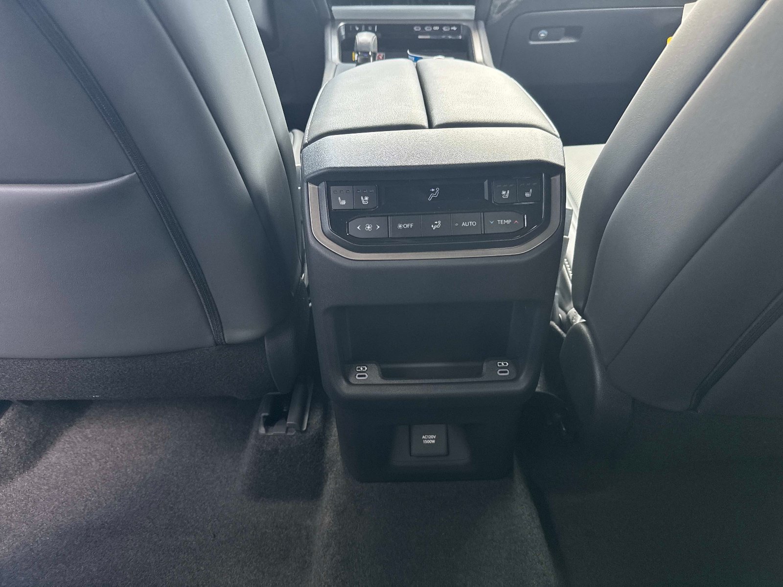 New 2026 Lexus TX 500h AWD w/ Technology Package image 17