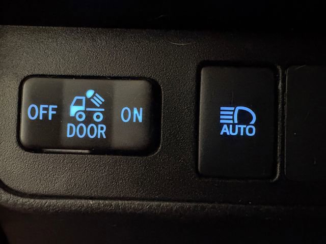 Certified 2021 Toyota Tacoma SR image 12