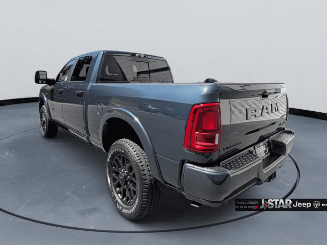 Used 2025 RAM 2500 Limited AWD/4WD image 8