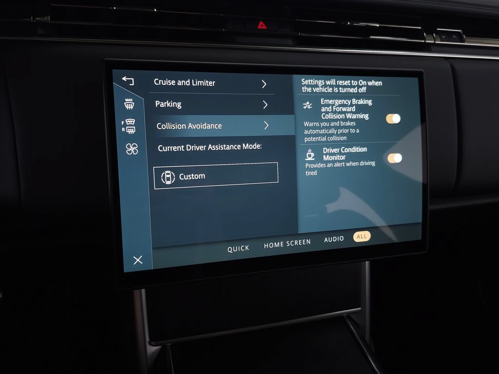 Certified 2026 Land Rover Range Rover SE AWD/4WD image 29