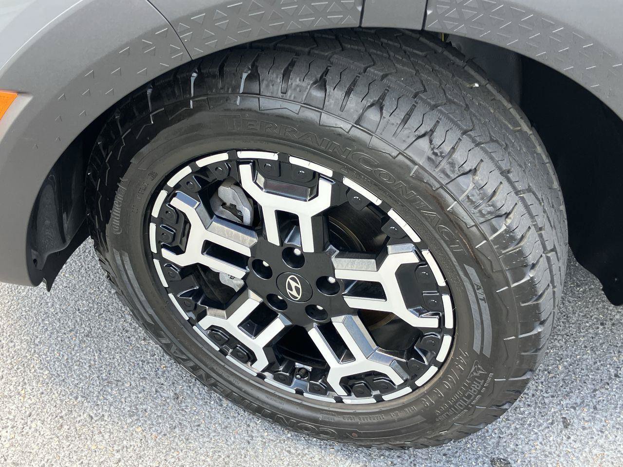Used 2025 Hyundai Santa Cruz XRT AWD/4WD image 9