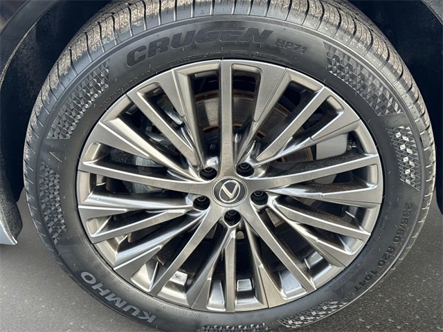 Used 2023 Lexus RZ 450e Premium image 9