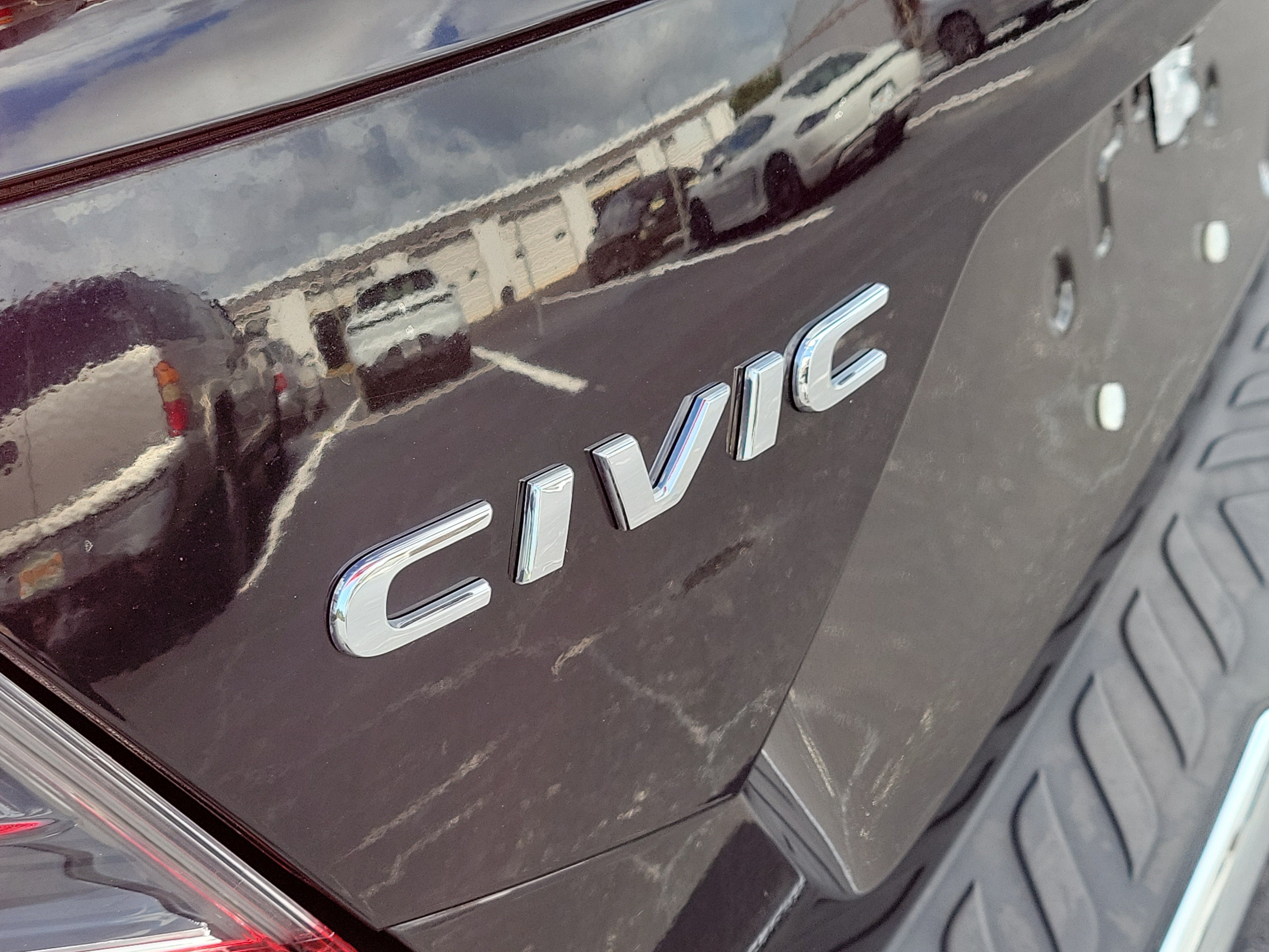 Used 2020 Honda Civic Sport image 5