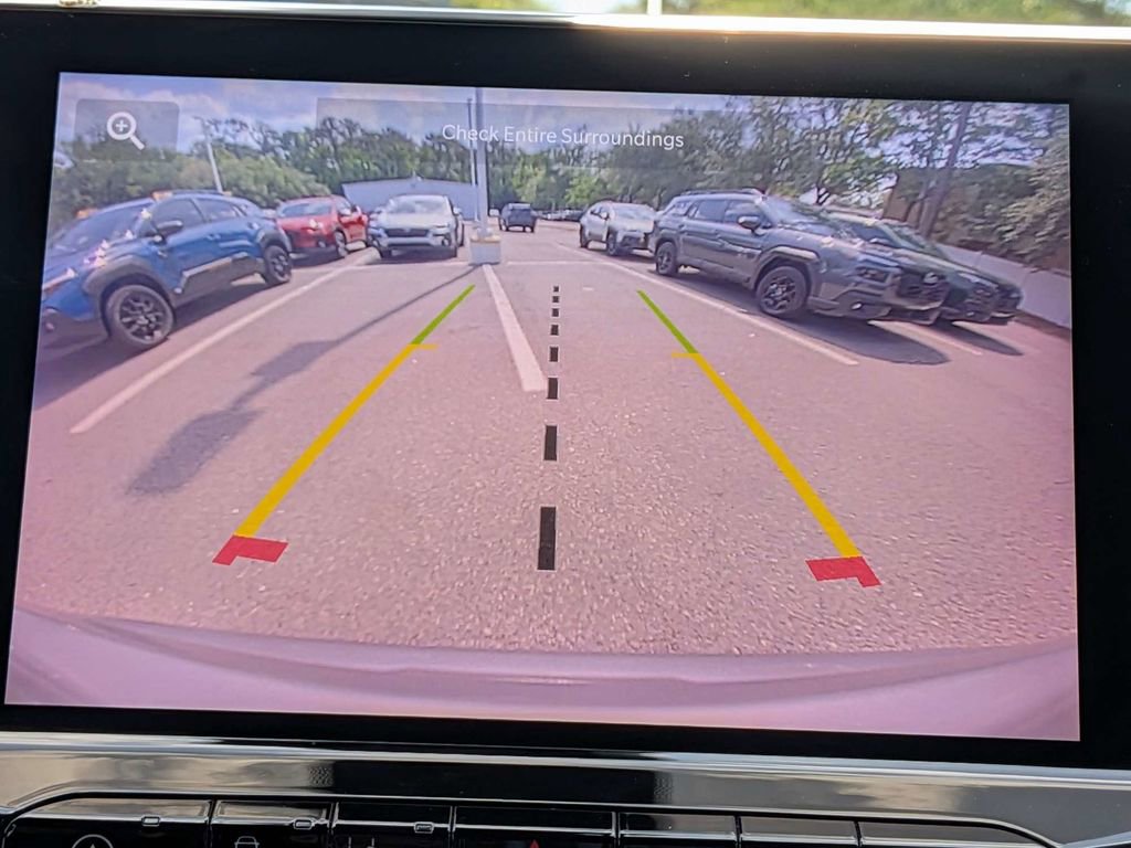 Used 2022 Jeep Compass Latitude FWD image 19