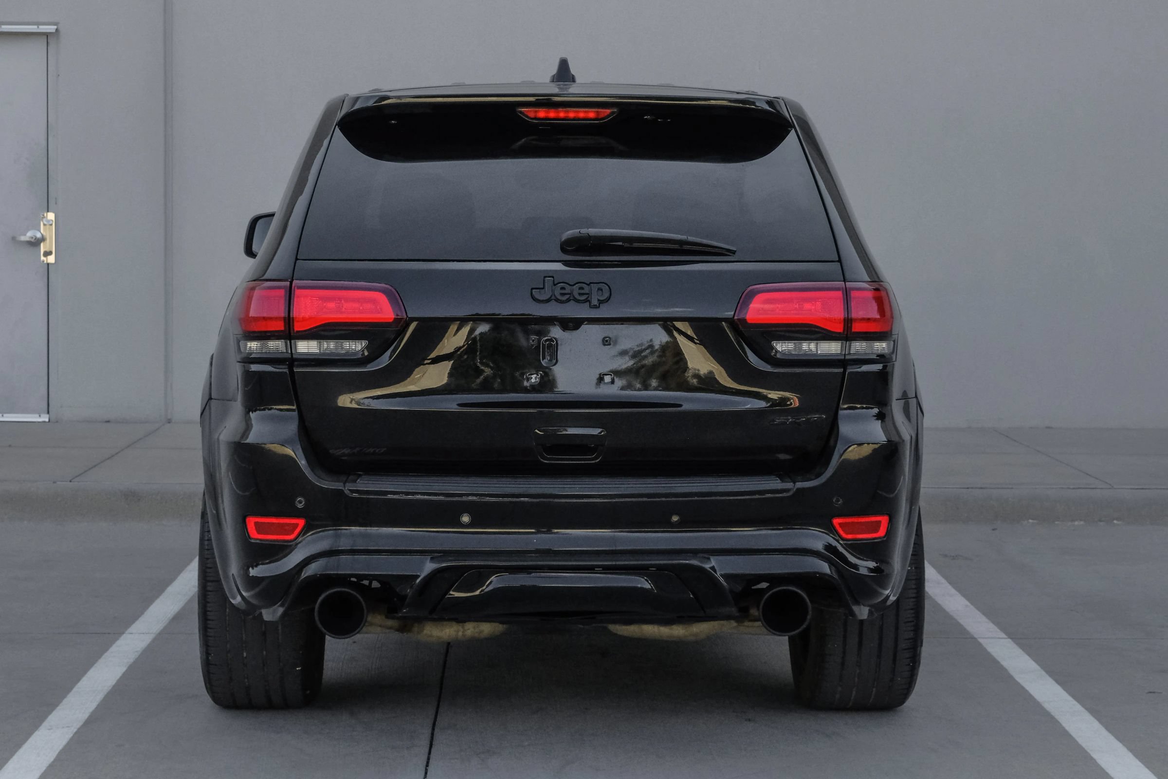 Used 2020 Jeep Grand Cherokee SRT AWD/4WD image 15