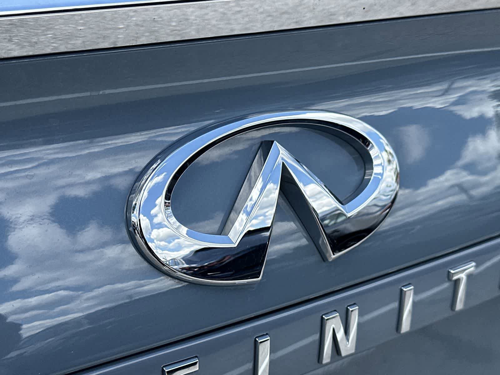 Used 2023 INFINITI QX50 Luxe w/ Cargo Package FWD image 14