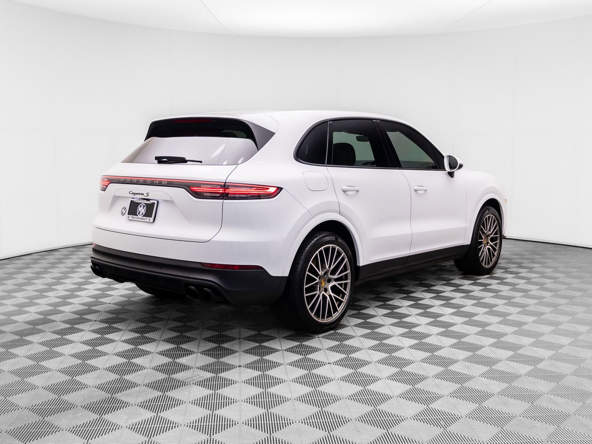 Certified 2022 Porsche Cayenne S Platinum image 8