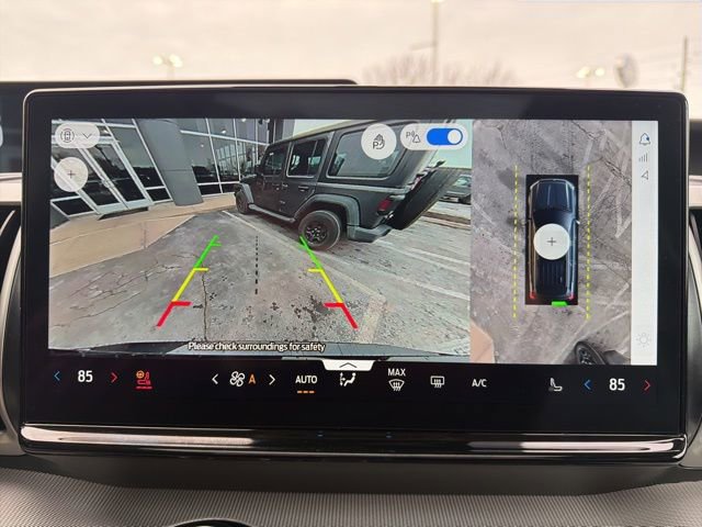 Certified 2025 Ford Expedition Active image 35