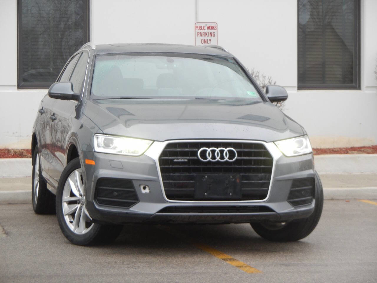 Used 2016 Audi Q3 2.0T Premium Plus w/ Technology Package image 6