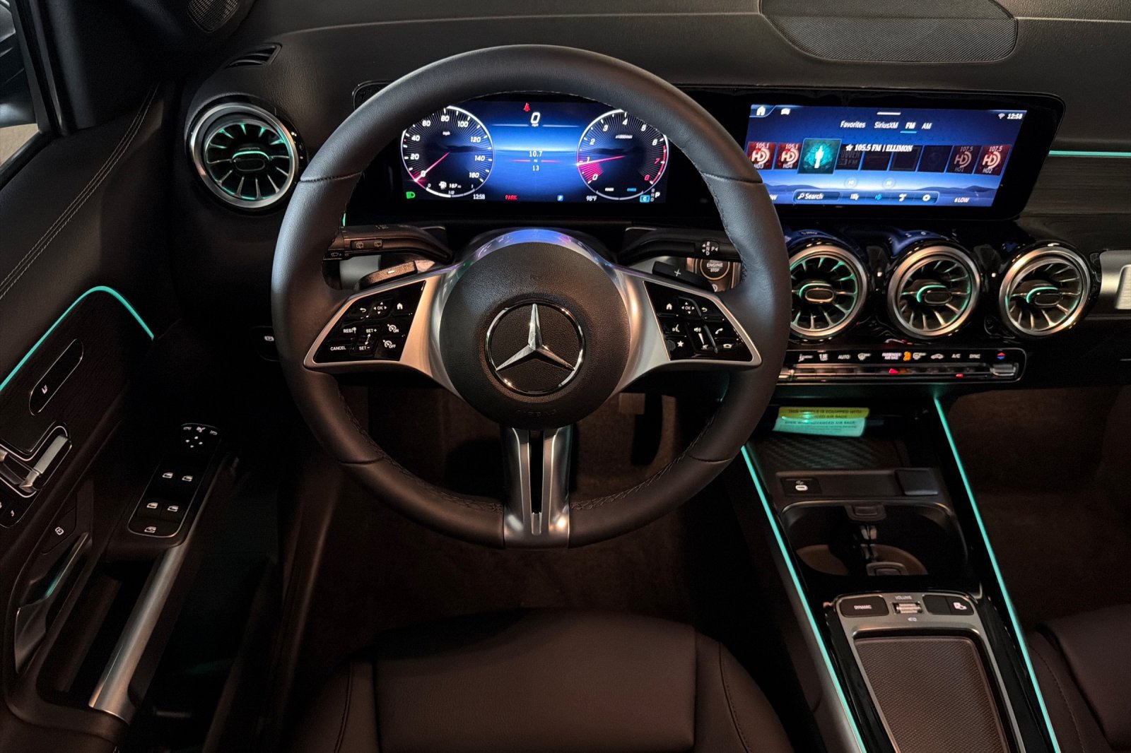 New 2026 Mercedes-Benz GLB 250 image 13