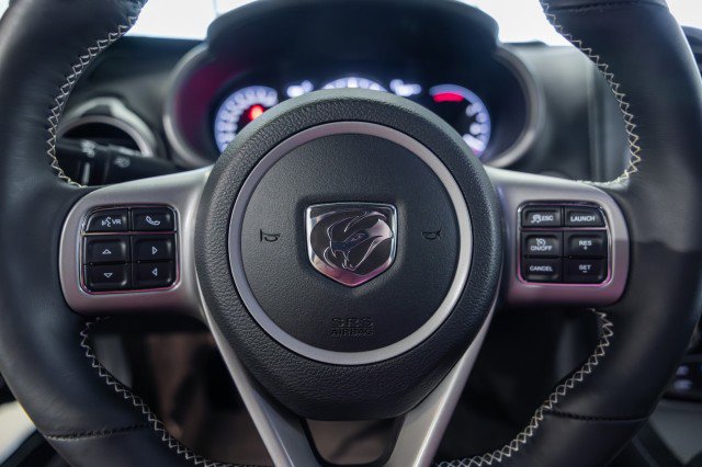 Used 2013 SRT Viper GTS w/ GTS Laguna Interior Pkg image 43