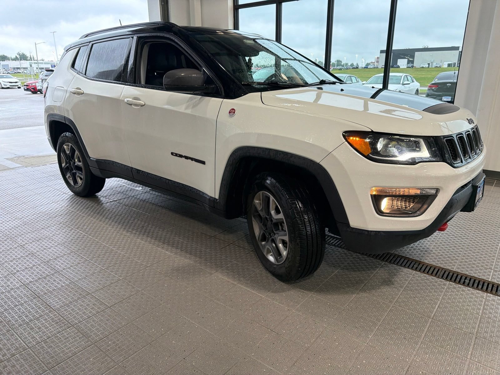 Used 2018 Jeep Compass Trailhawk w/ Leather Interior Group AWD/4WD video 1
