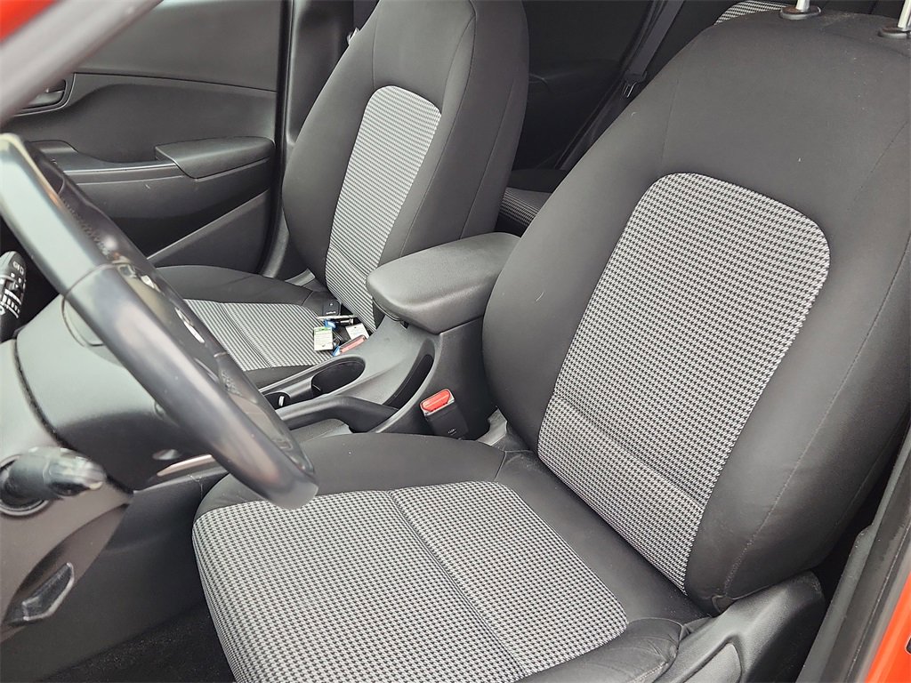 Used 2019 Hyundai Kona SEL image 10