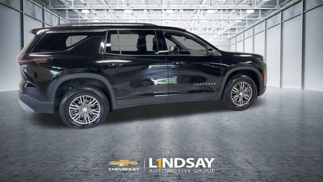 Certified 2025 Chevrolet Traverse LT AWD/4WD image 2