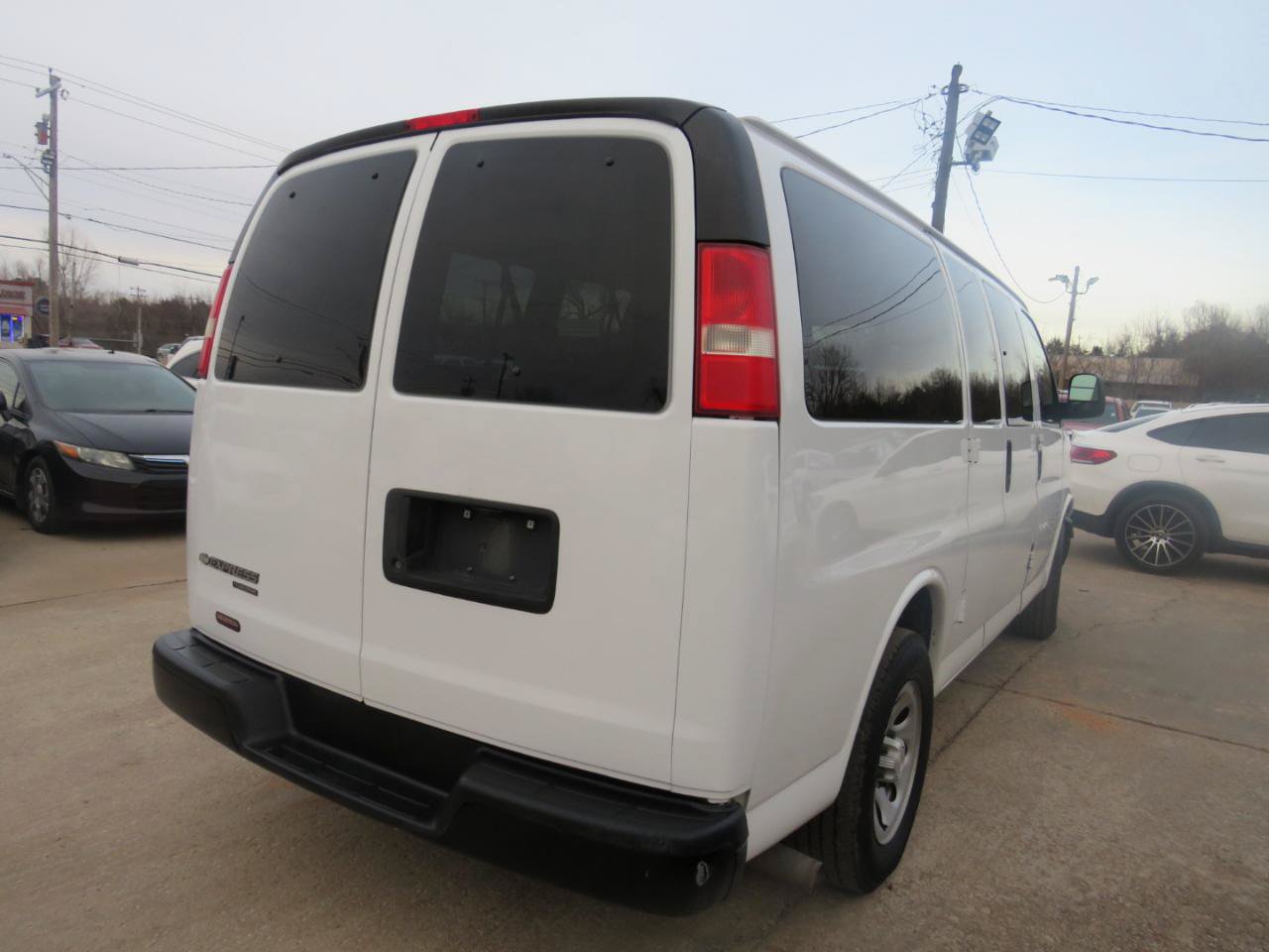 Used 2014 Chevrolet Express 1500 LS RWD image 5