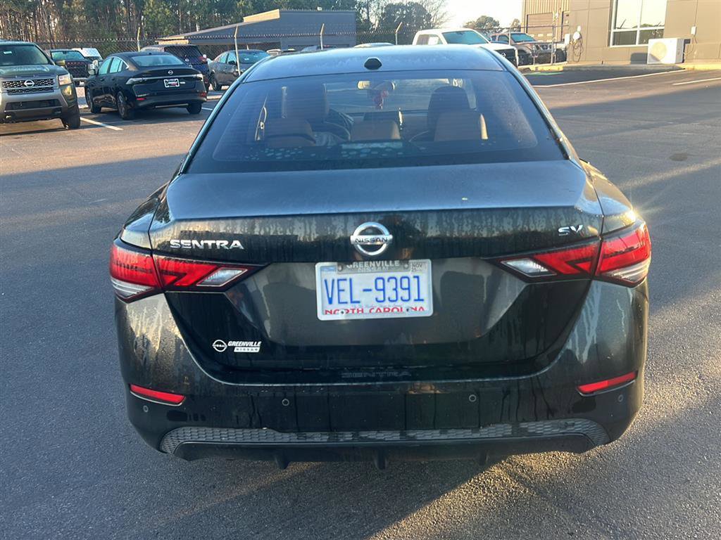 Used 2021 Nissan Sentra SV w/ SV Premium Package FWD image 13