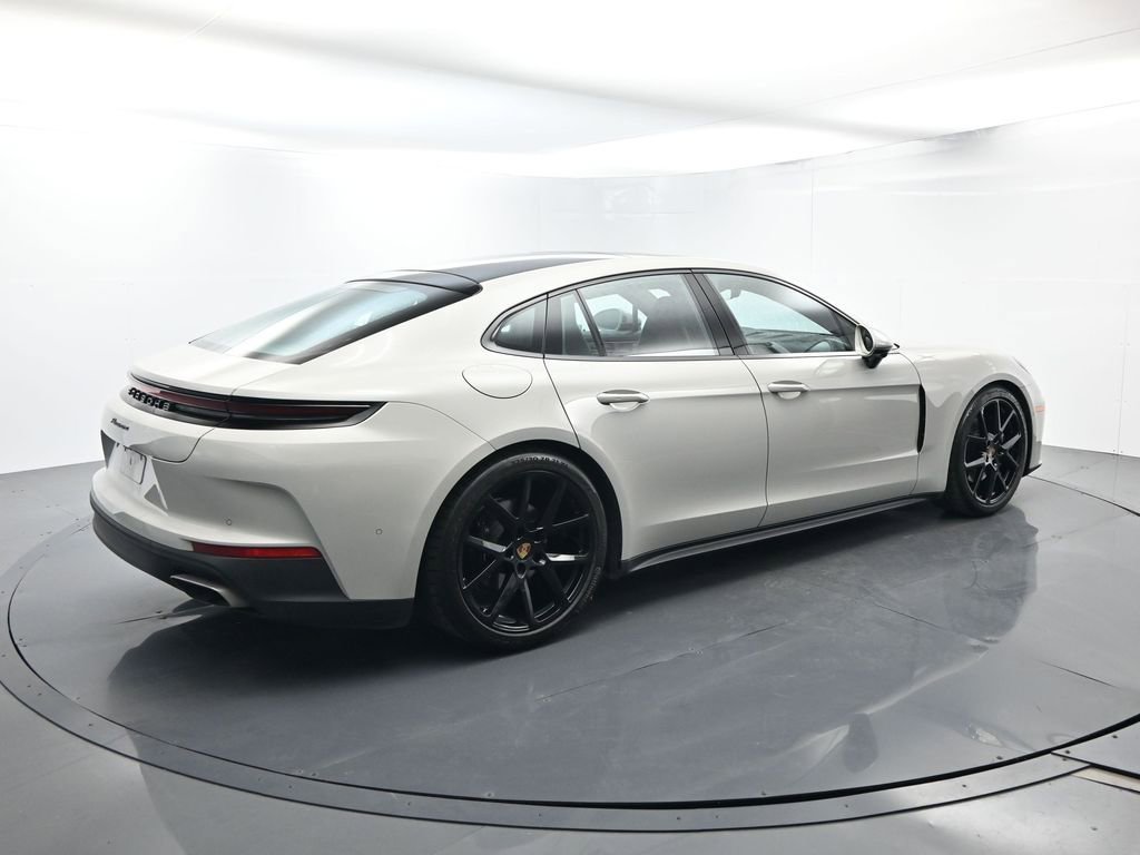 Certified 2025 Porsche Panamera image 15