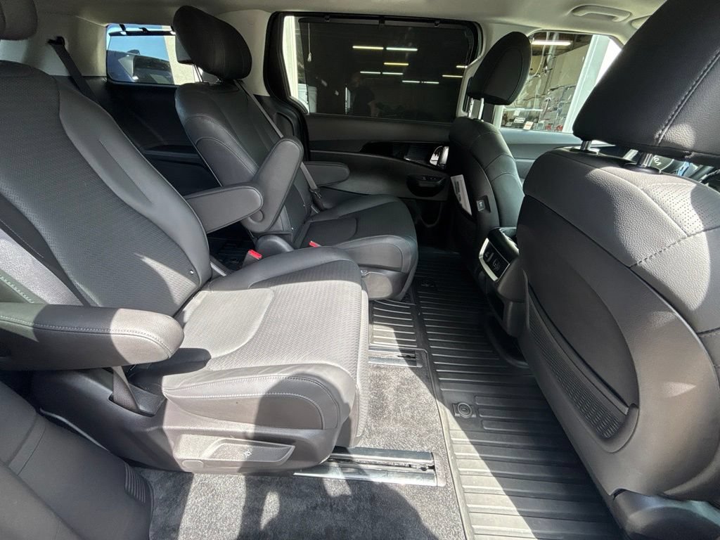 Certified 2026 Kia Carnival SX Prestige FWD image 20