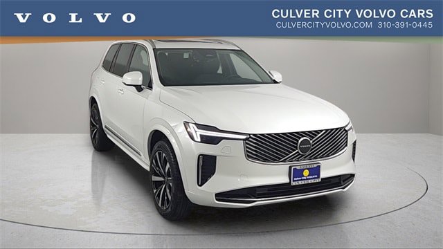 Certified 2025 Volvo XC90 B6 Core w/ Protection Package Premier image 1