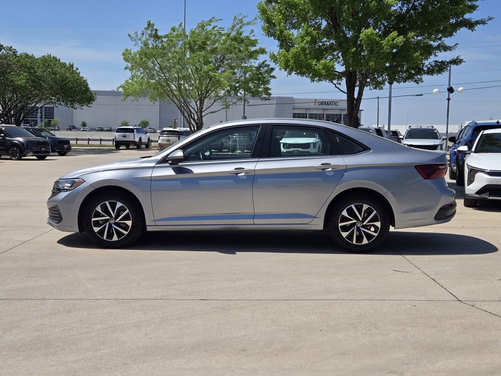 Used 2024 Volkswagen Jetta S image 12