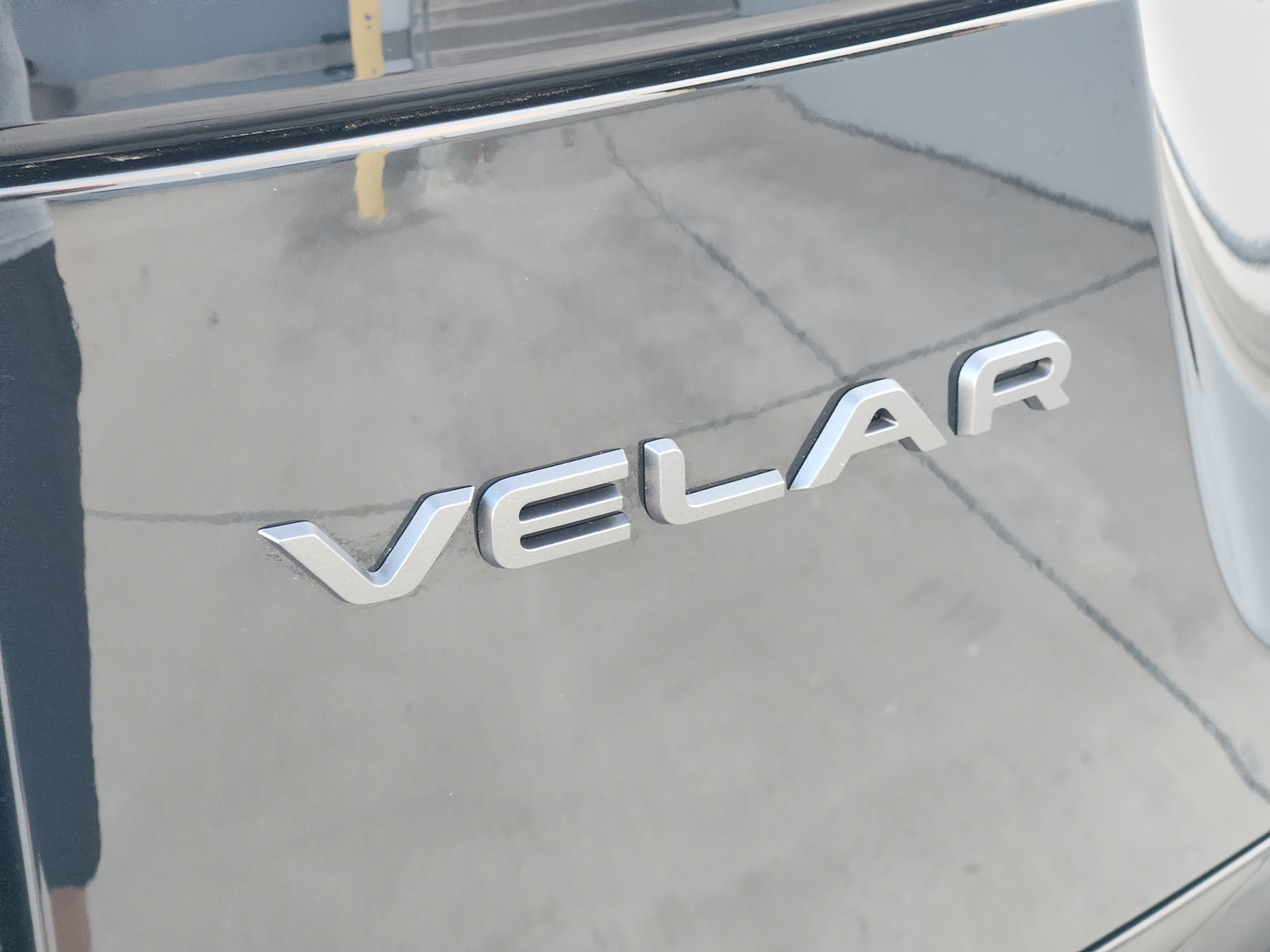 New 2026 Land Rover Range Rover Velar Belgravia AWD/4WD image 34