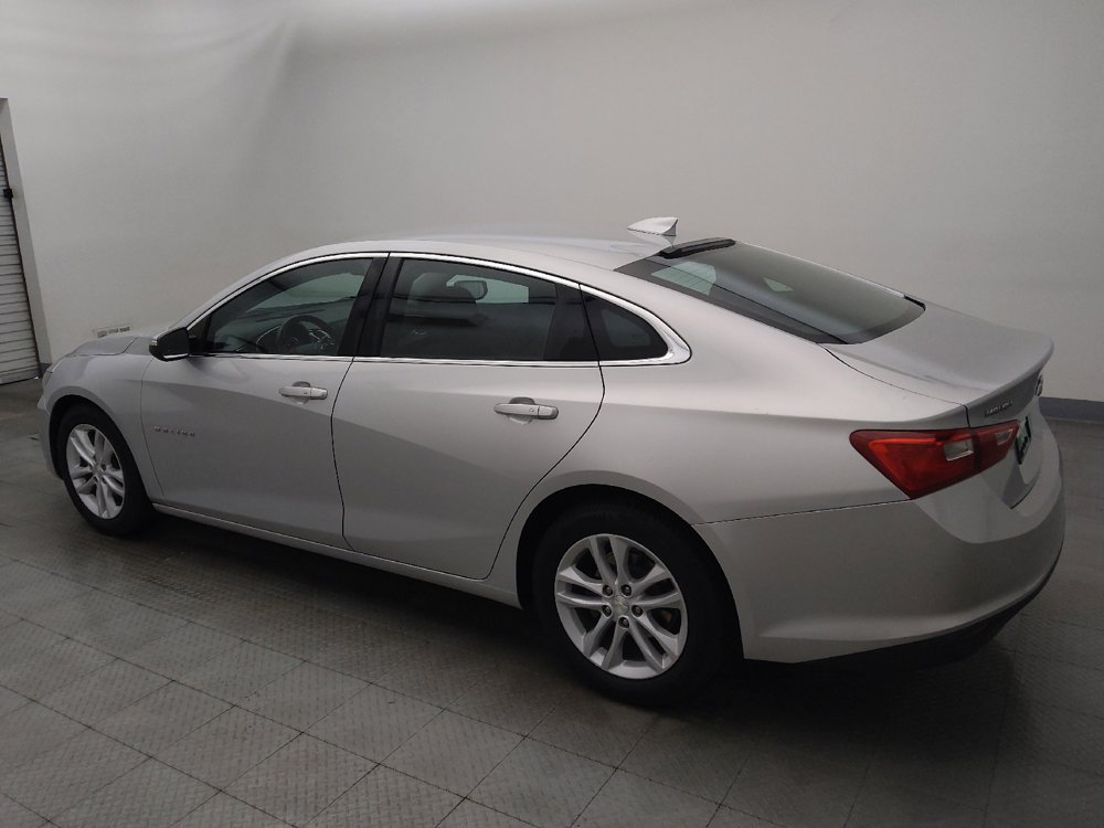 Used 2018 Chevrolet Malibu LT FWD image 3