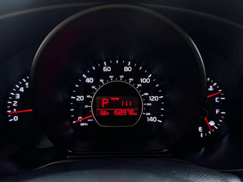 Used 2016 Kia Soul ! FWD image 18