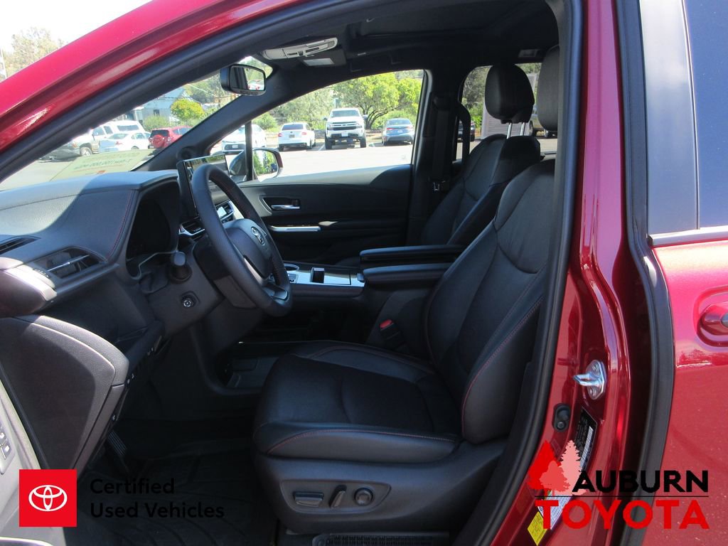 Certified 2025 Toyota Sienna XSE w/ XSE Premium Package image 34