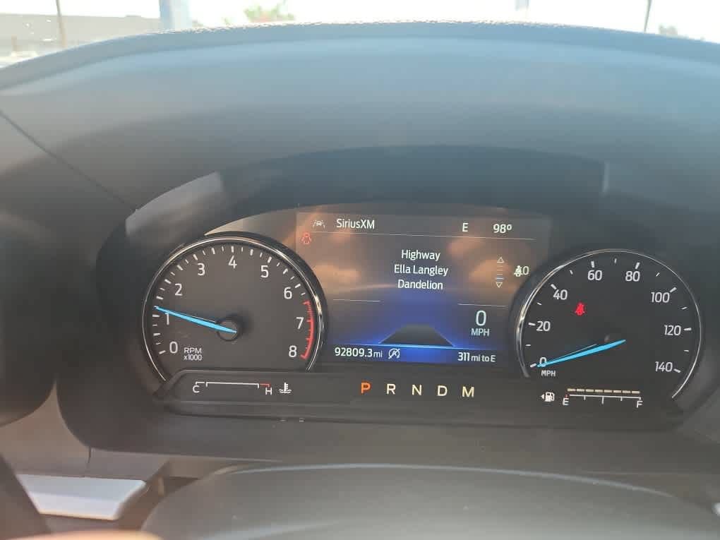 Used 2021 Ford Explorer XLT w/ Equipment Group 202A AWD/4WD image 19