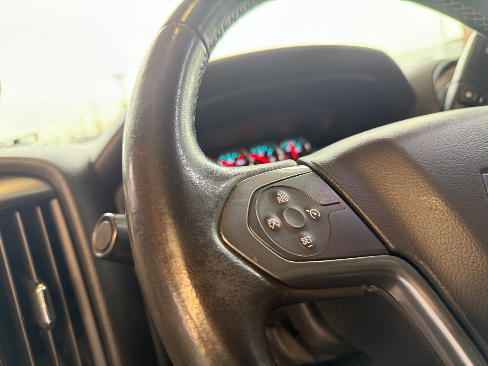 Used 2016 Chevrolet Silverado 2500 LT w/ Midnight Edition image 18